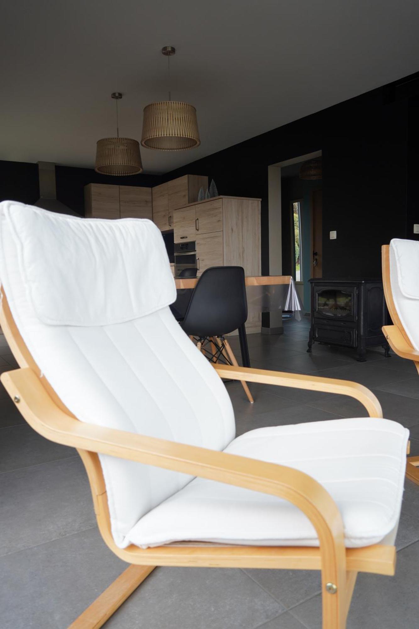 Petite perle en Haute Ardenne avec vue sur la vallée, cabine infra-rouge et bain balnéo Lierneux Exterior foto
